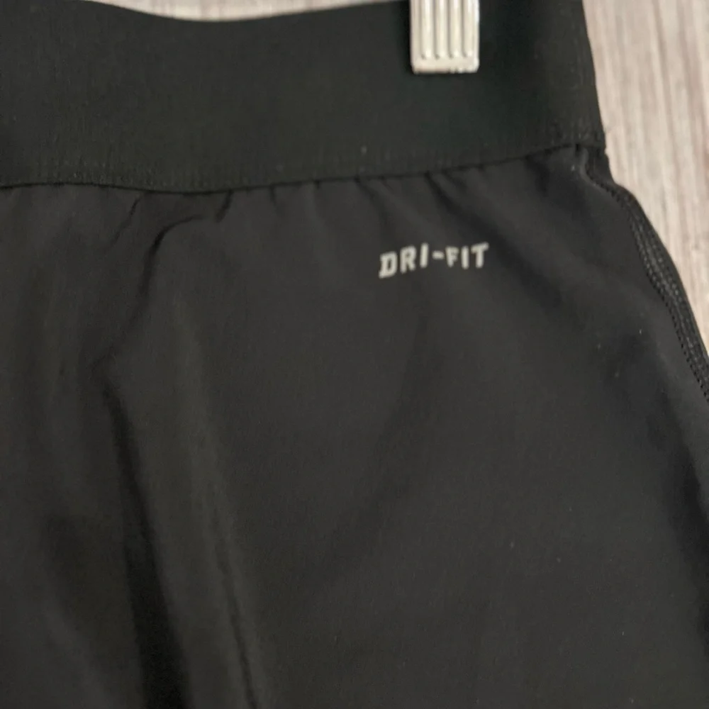 Nike Dri-Fit Black Athletic Skirt – Girls Size M - Picture 4 of 5